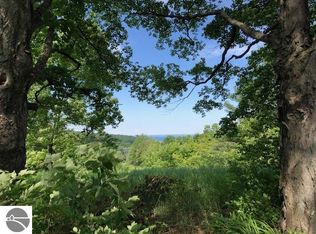 16370 Smokey Hollow Rd, Traverse City, MI 49686