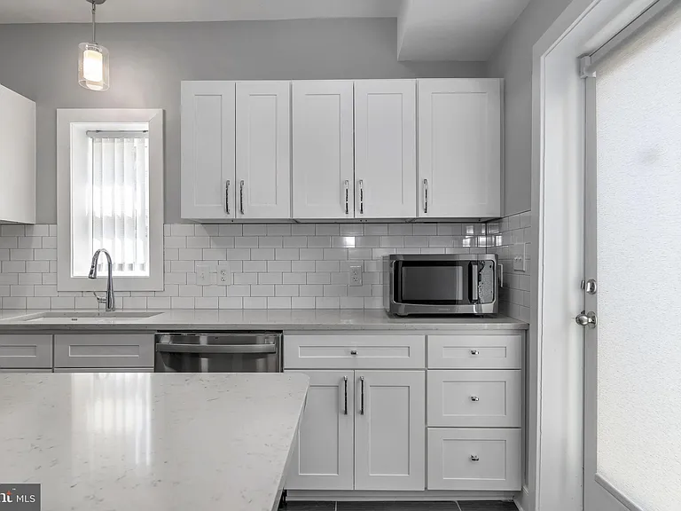 1310 Riggs St NW — Photo 19