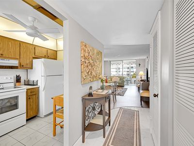 8110 Sunrise Lakes Boulevard #202, Fort Lauderdale, FL, 33322