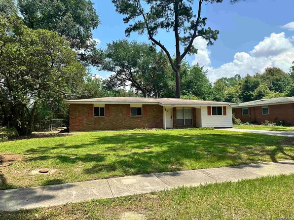 9323 Kingcrest Pkwy, Baton Rouge, LA 70810