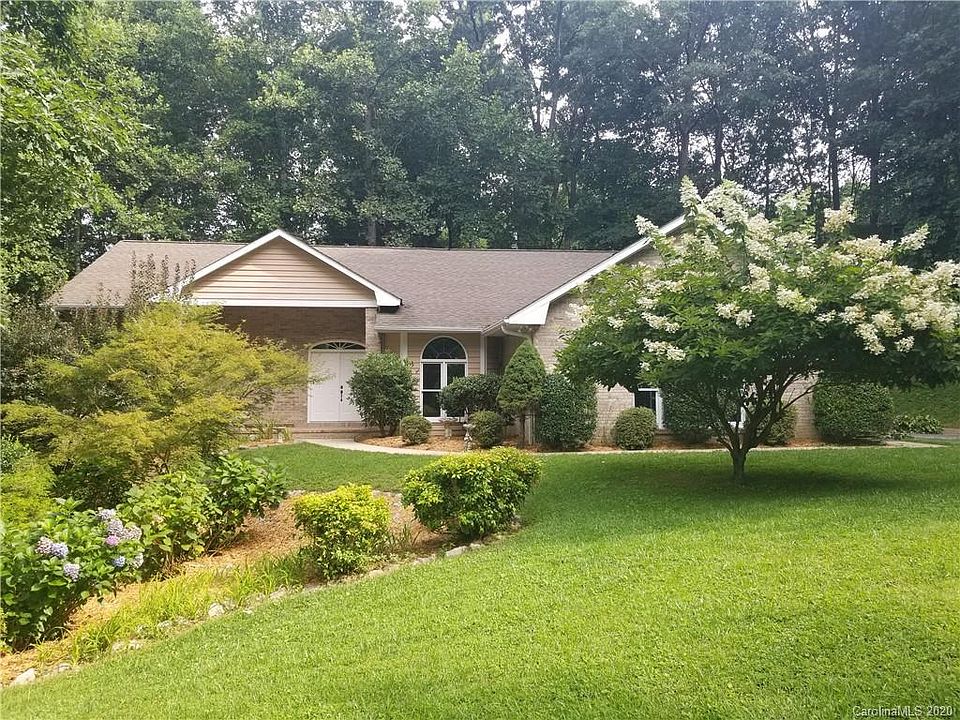 1st image of 6 Squirrel Trail Ct