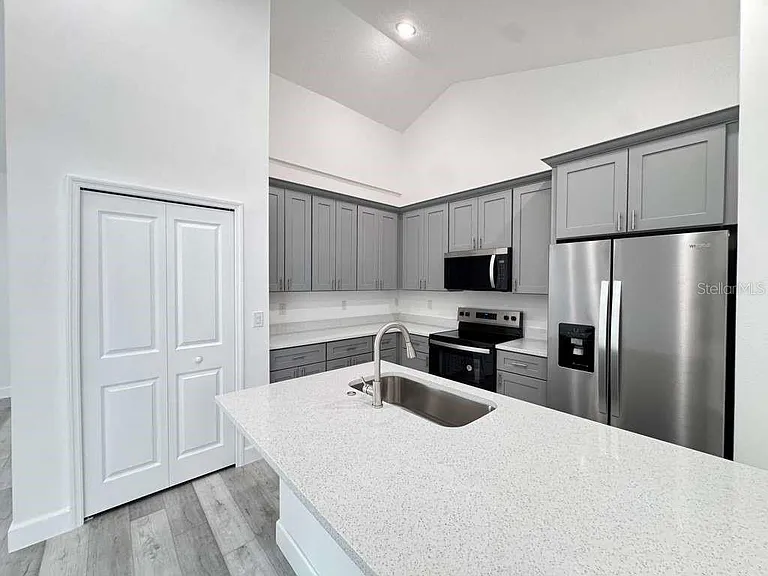 13376 SW 49th Ave — Photo 19