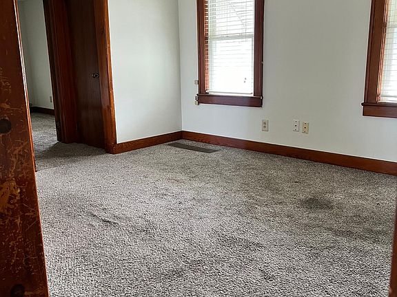 5th image of 1309 Madison Ave