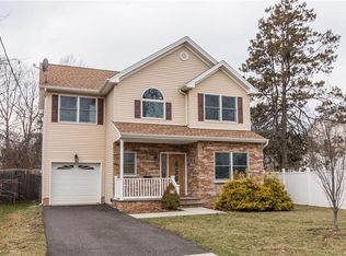 9 Borman Ave, Avenel, NJ 07001