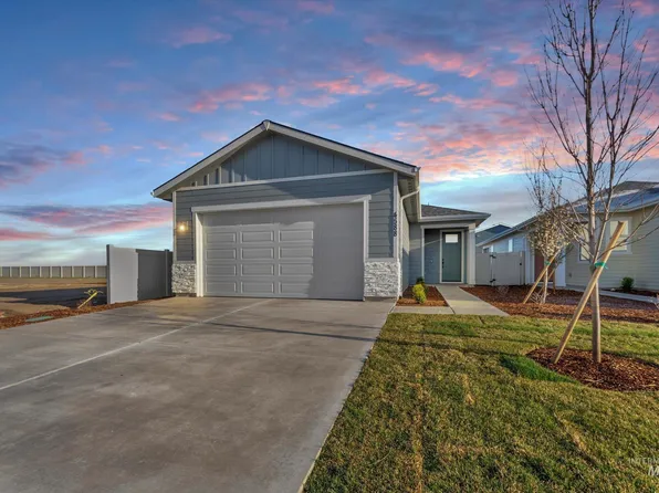 4614 W Quarterhorse Dr, Meridian, ID 83642