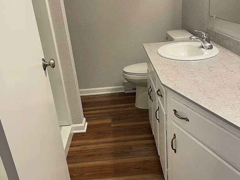 46 Pennant Dr #6 — Photo 7