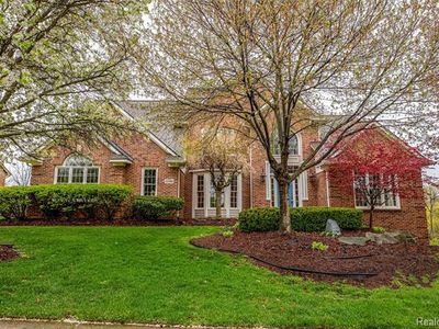 23766 Wintergreen Cir, Novi, MI, 48374