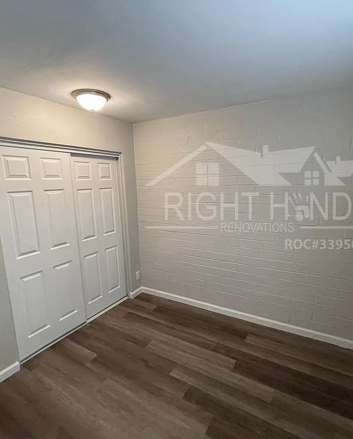 3 bed, 1000 sqft, $1,100 — Photo 4