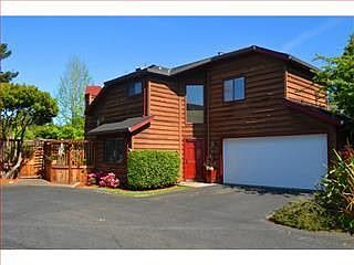 1st image of 3401 Woodstock Dr