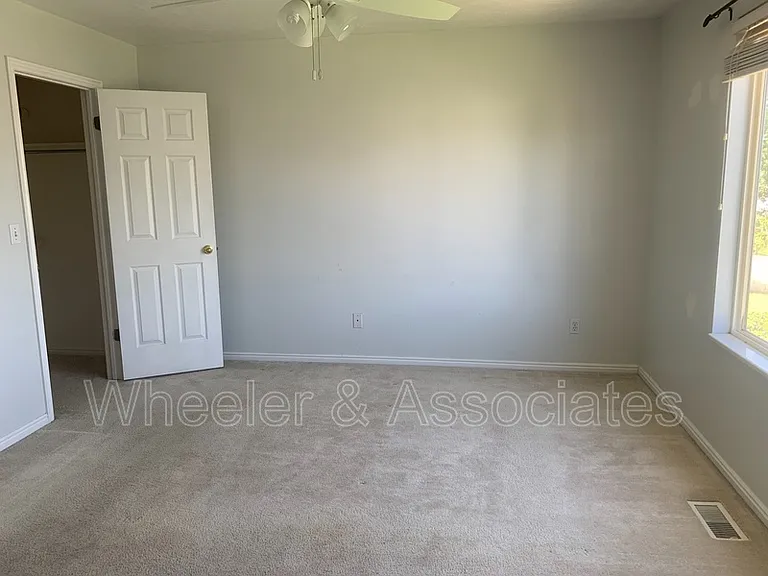 1157 N 2675 W — Photo 11