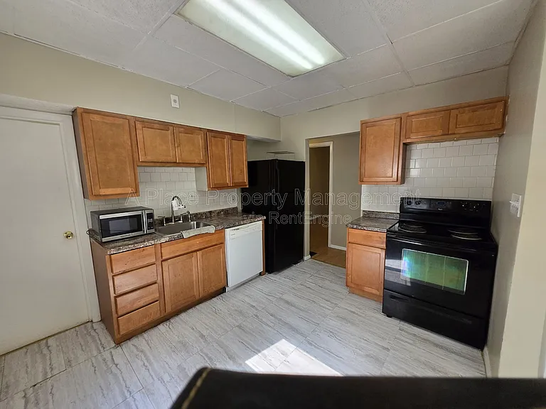 9429 Baltimore Ave — Photo 6