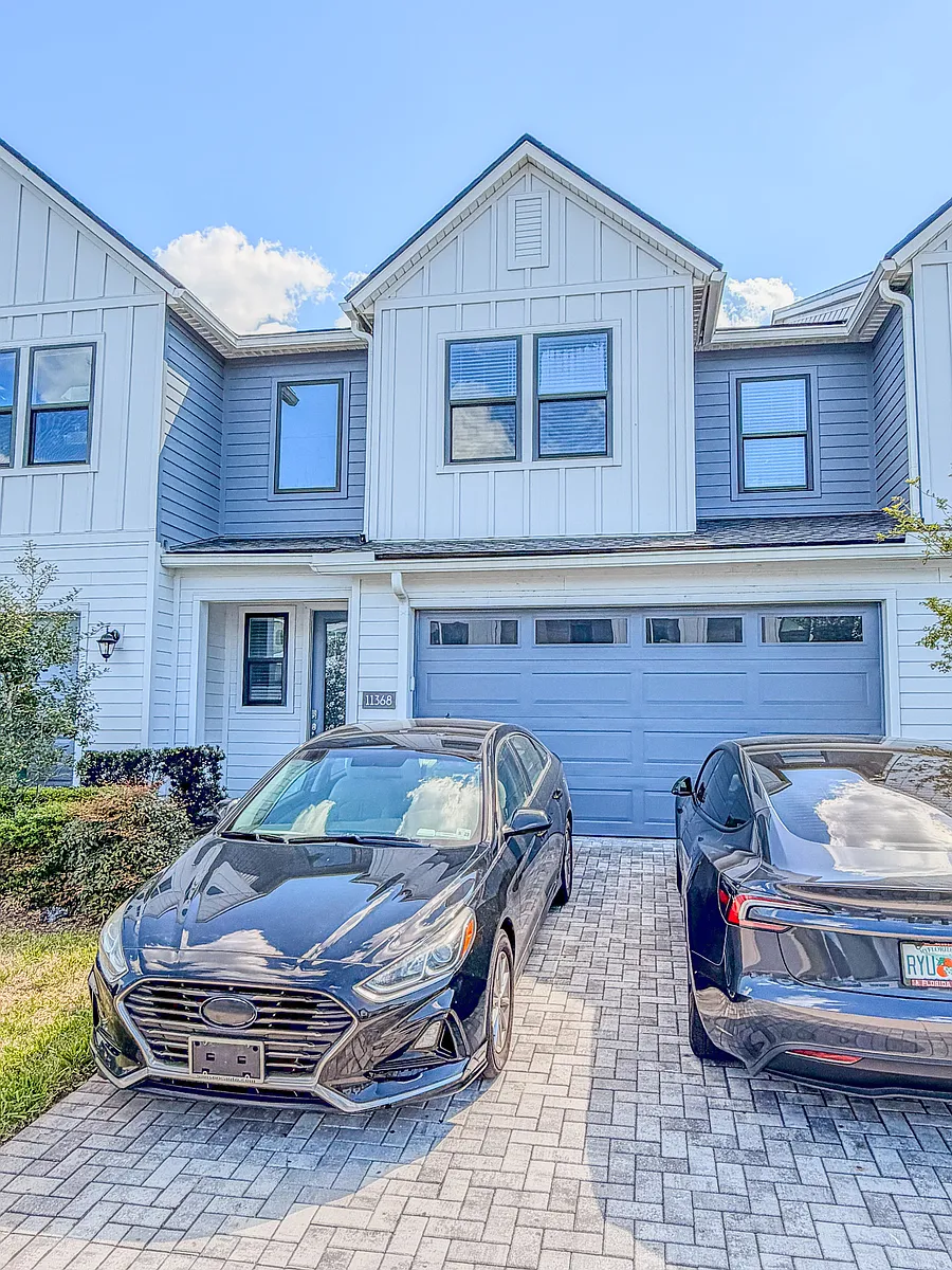 Building Photo - 11368 Newtonian Blvd