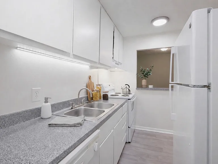 Hampton Hall | Comfort, Convenience, & Community All In One — Photo 243