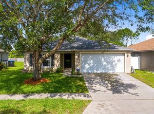 908 Seneca Falls Dr, Orlando, FL 32828