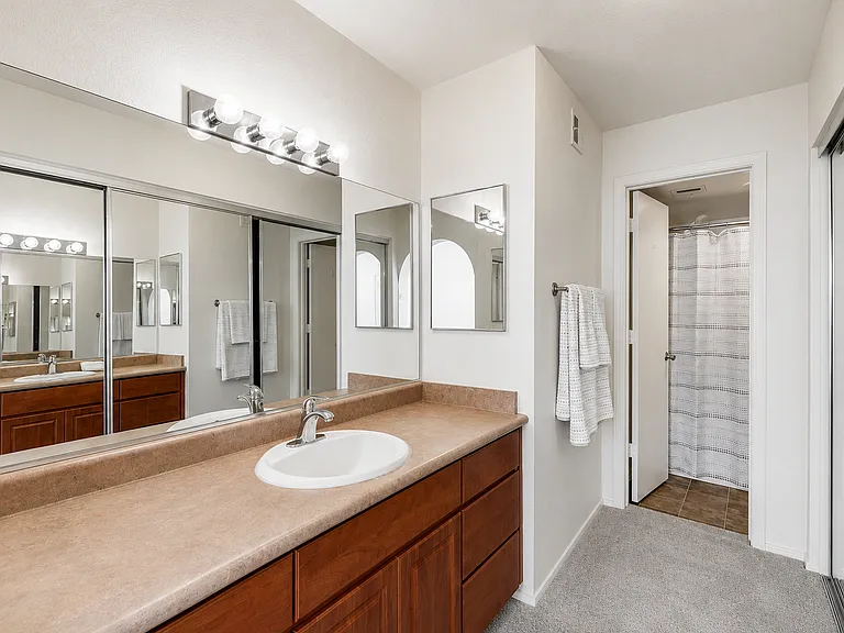 1880 E Morten Ave #121 — Photo 13