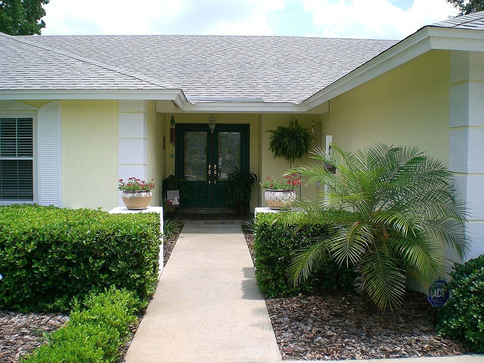 2nd image of 8685 Alegre Cir