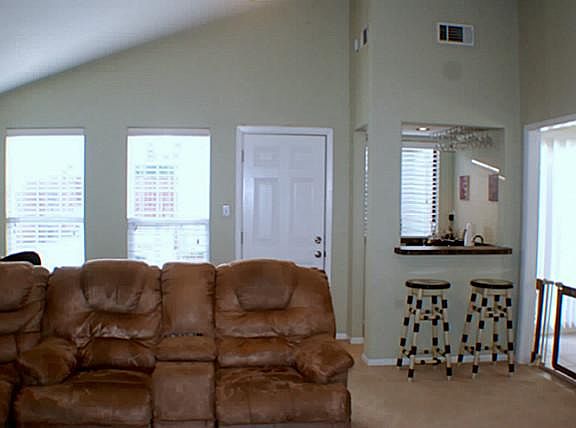 2nd image of 471 Medina Dr