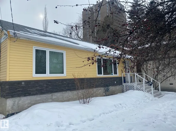 10945 54th Ave NW, Edmonton, AB T6H 0V2