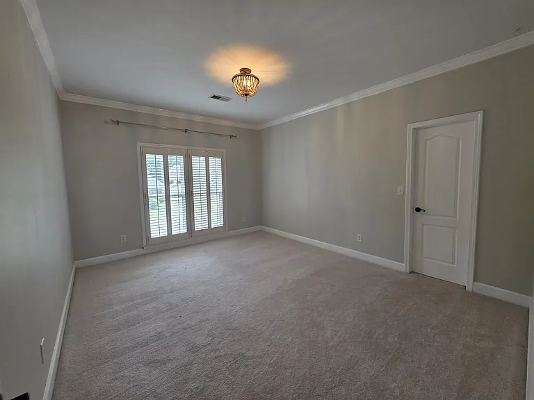 4556 Magnolia Dr — Photo 24