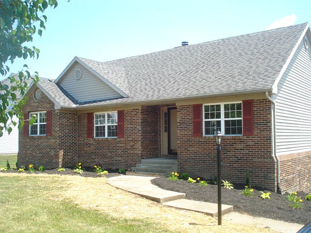 1st image of 813 Oak Fairway Ct