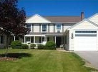 16 Signature Dr, Brunswick, ME 04011