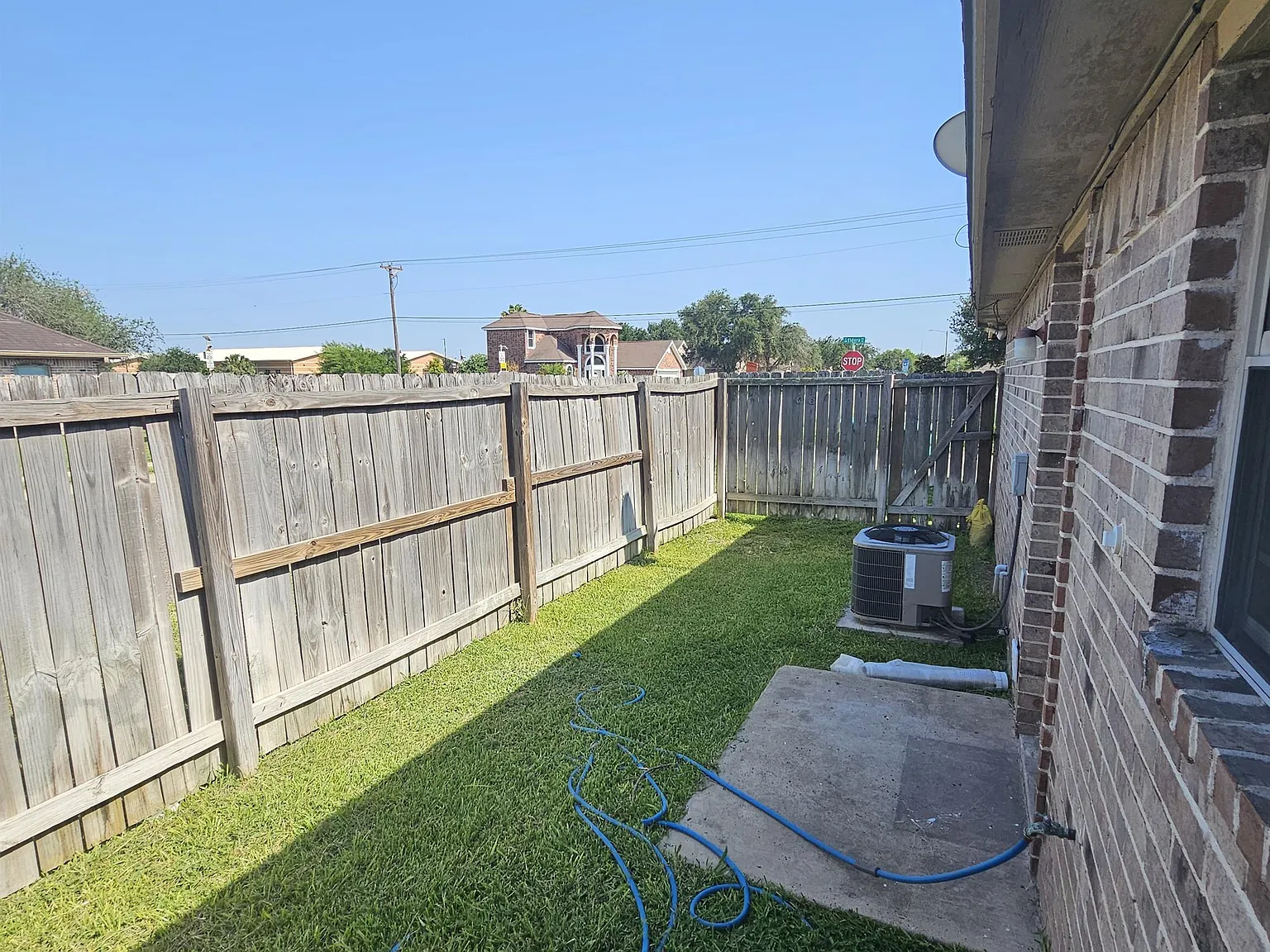 705 Emerald - B — Photo 2