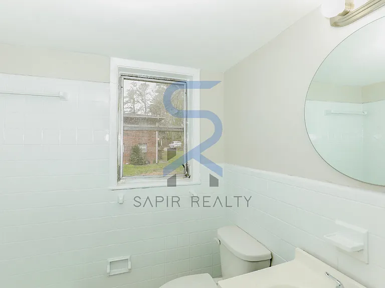 639 Skipper Dr NW — Photo 16