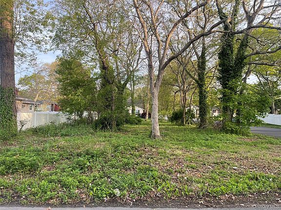 2nd image of 0 Johnson Avenue