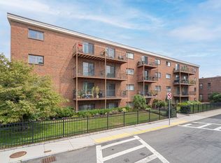 26 Waverly St APT 405, Brighton, MA 02135