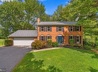 494 Tanglewood Dr, Sykesville, MD 21784