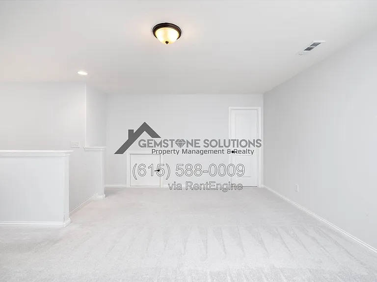 631 Silva Ln — Photo 42