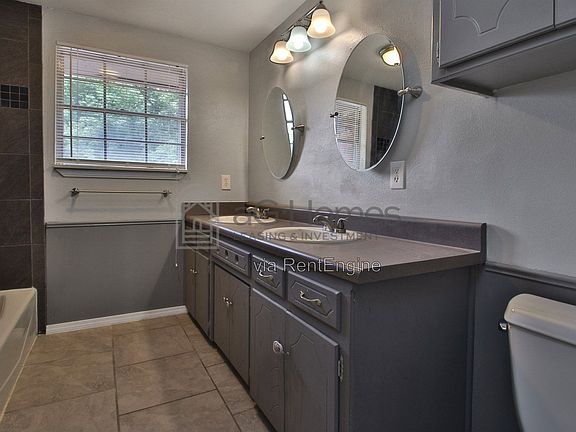 5th image of 405 Yukon Ave