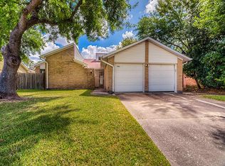7303 Longvine Dr, Houston, TX 77072
