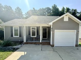 6439 Applewhite Rd, Fayetteville, NC 28304