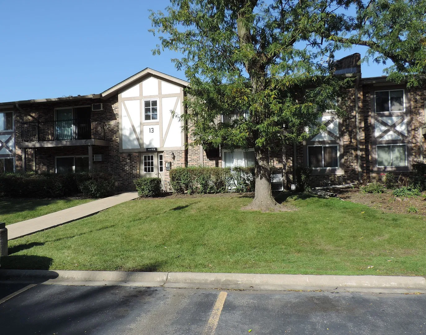 1 bed, 680 sqft, $1,600 — Photo 2
