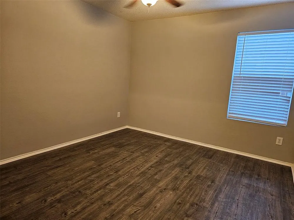 4 bed, 1848 sqft, $2,250 — Photo 2