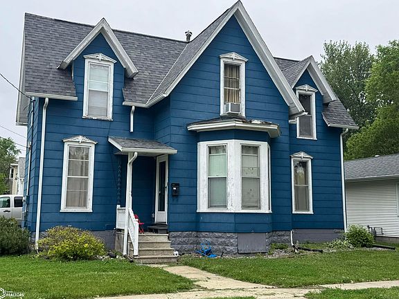 2nd image of 1000 1st Ave S