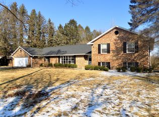 4439 Tanglewood Trl, Saint Joseph, MI 49085