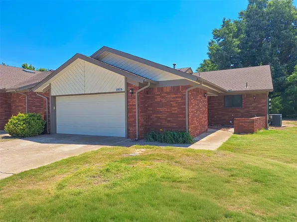 11929 N Mustang Rd, Yukon, OK 73099