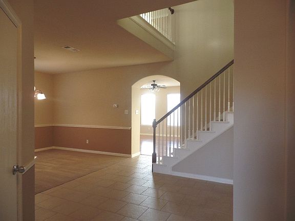 2nd image of 7213 Middleburg Dr