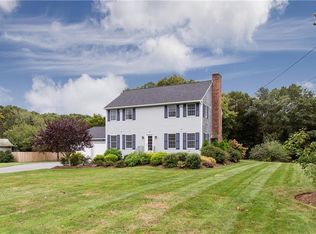 270 Crompton Rd, East Greenwich, RI 02818