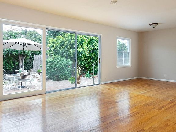 4th image of 362 S Joanne Ave