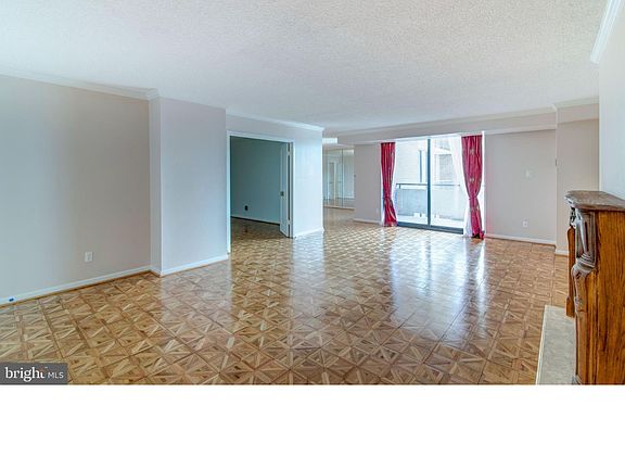 2nd image of 1800 Old Meadow Rd APT 1510