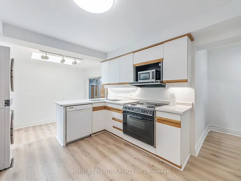 12 Gibson Ave #2 — Photo 5