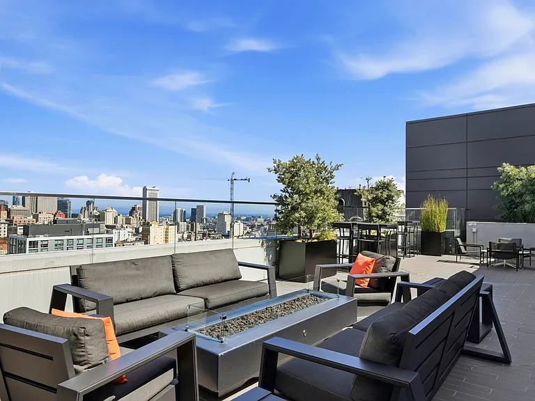 1688 Pine St #1008 — Photo 48