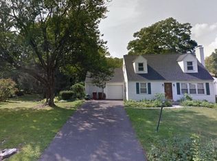 23 Murray Dr, Glenmont, NY 12077