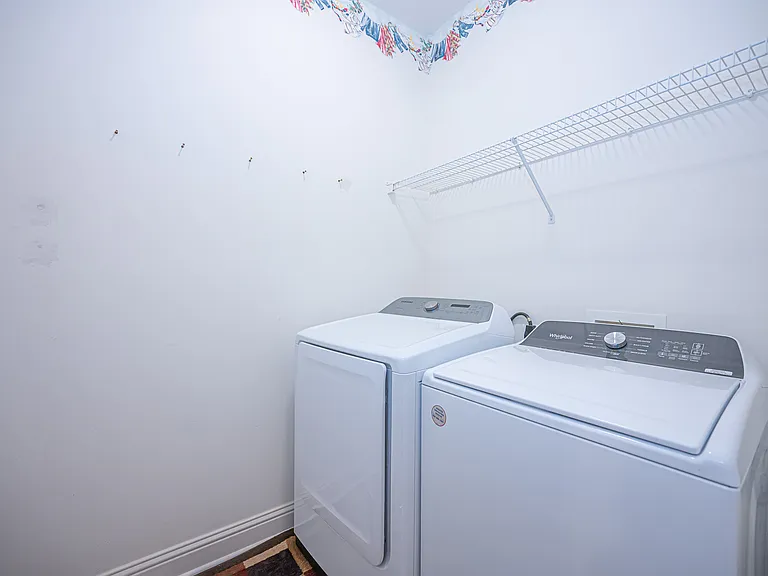 1209 Wood Iris Ln — Photo 11