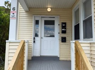 6 Dorchester St, Worcester, MA 01610