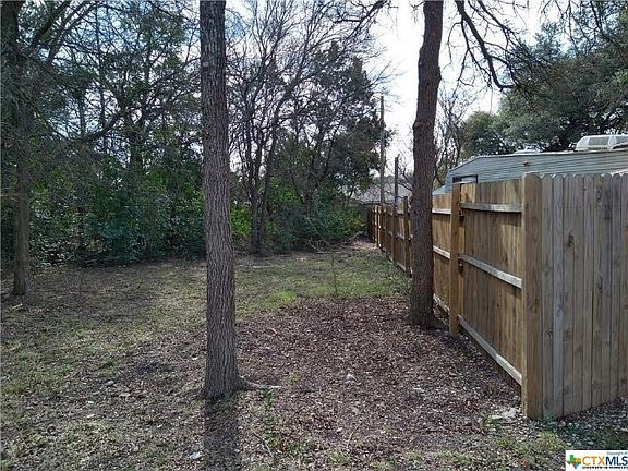 4th image of 4357 Mistletoe Dr