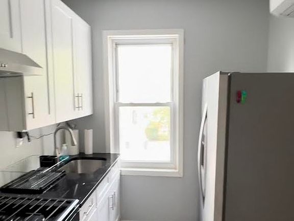 4th image of 23-77 36th St #3